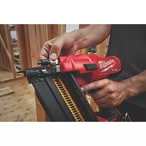 Milwaukee M18FFN21-0C 3.7mm 18V Li-Ion RedLithium Brushless First Fix Cordless Nail Gun - Bare 5 Milwaukee M18FFN21-0C 3.7mm 18V Li-Ion RedLithium Brushless First Fix Cordless Nail Gun - Bare - Image 5