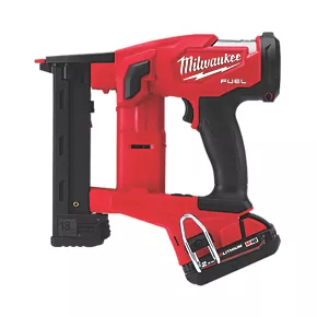 Milwaukee M18FNCS18GS-202X 6.35mm 18V 2 x 2.0Ah Li-Ion RedLithium Brushless First Fix Cordless Nail Gun 2 Milwaukee M18FNCS18GS-202X 6.35mm 18V 2 x 2.0Ah Li-Ion RedLithium Brushless First Fix Cordless Nail Gun - Image 2